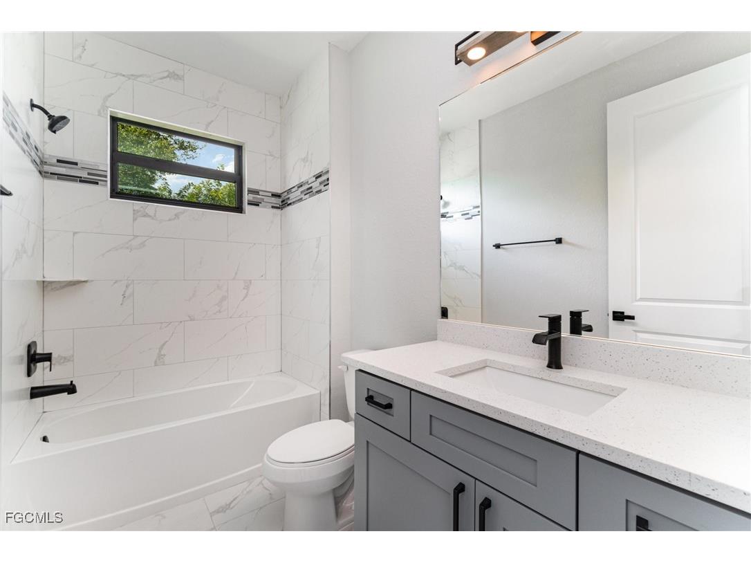 3717 4th Street SW Lehigh Acres FL 33976 2025007300 image26