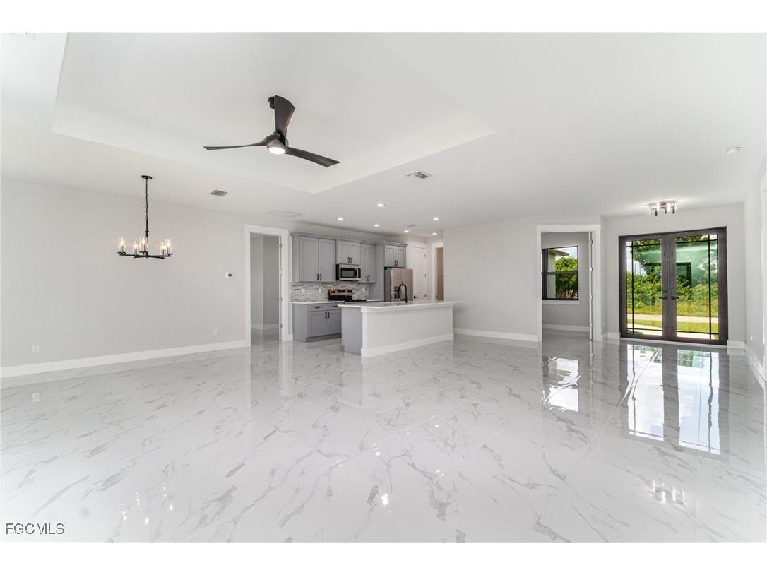 3717 4th Street SW Lehigh Acres FL 33976 2025007300 image3