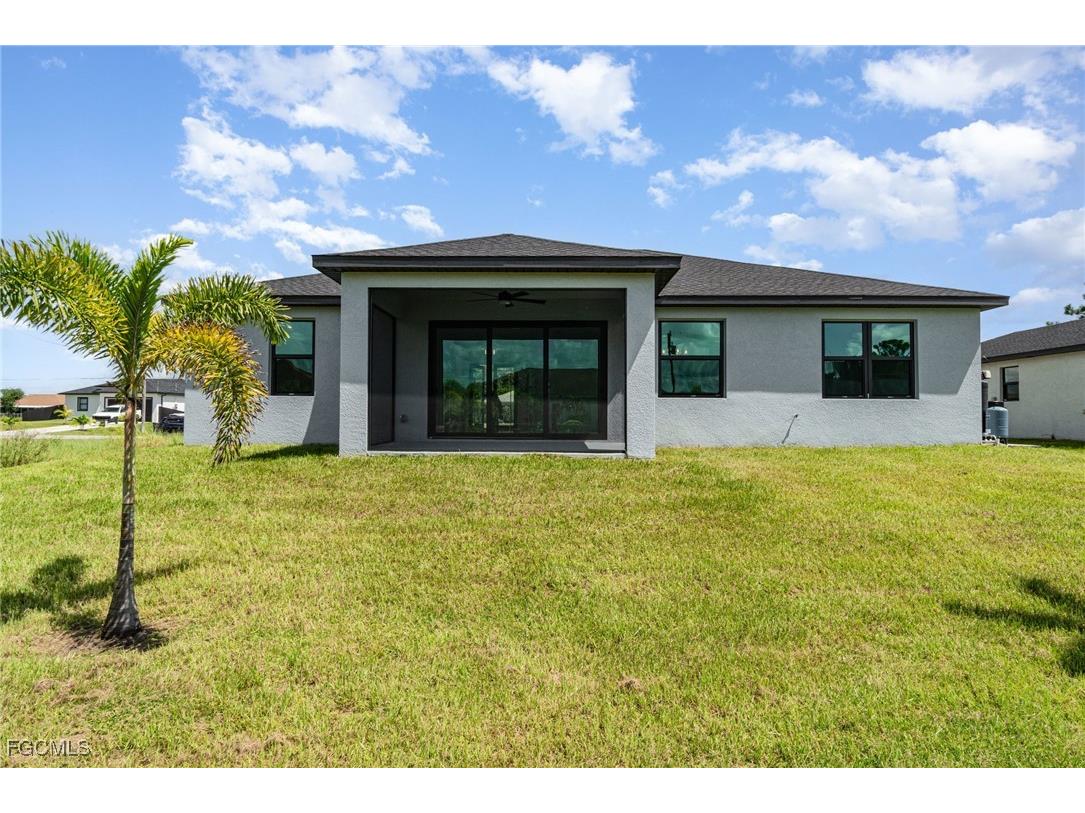 3717 4th Street SW Lehigh Acres FL 33976 2025007300 image33