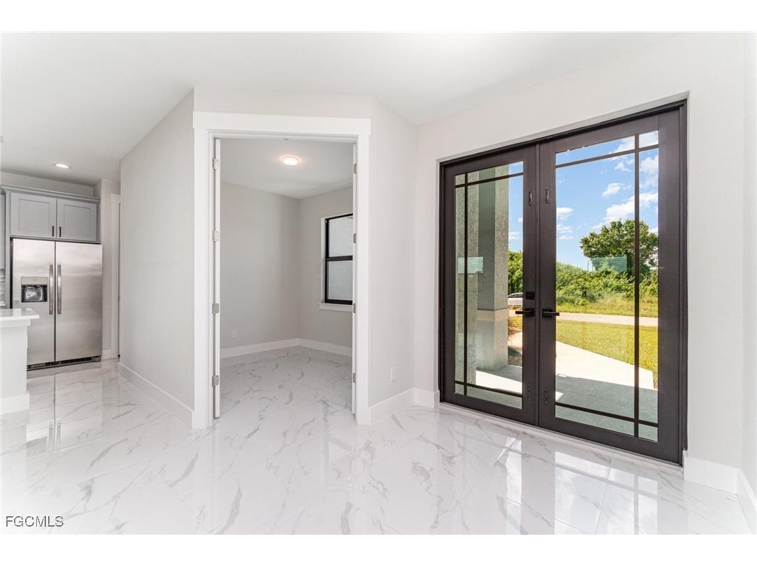 3717 4th Street SW Lehigh Acres FL 33976 2025007300 image9