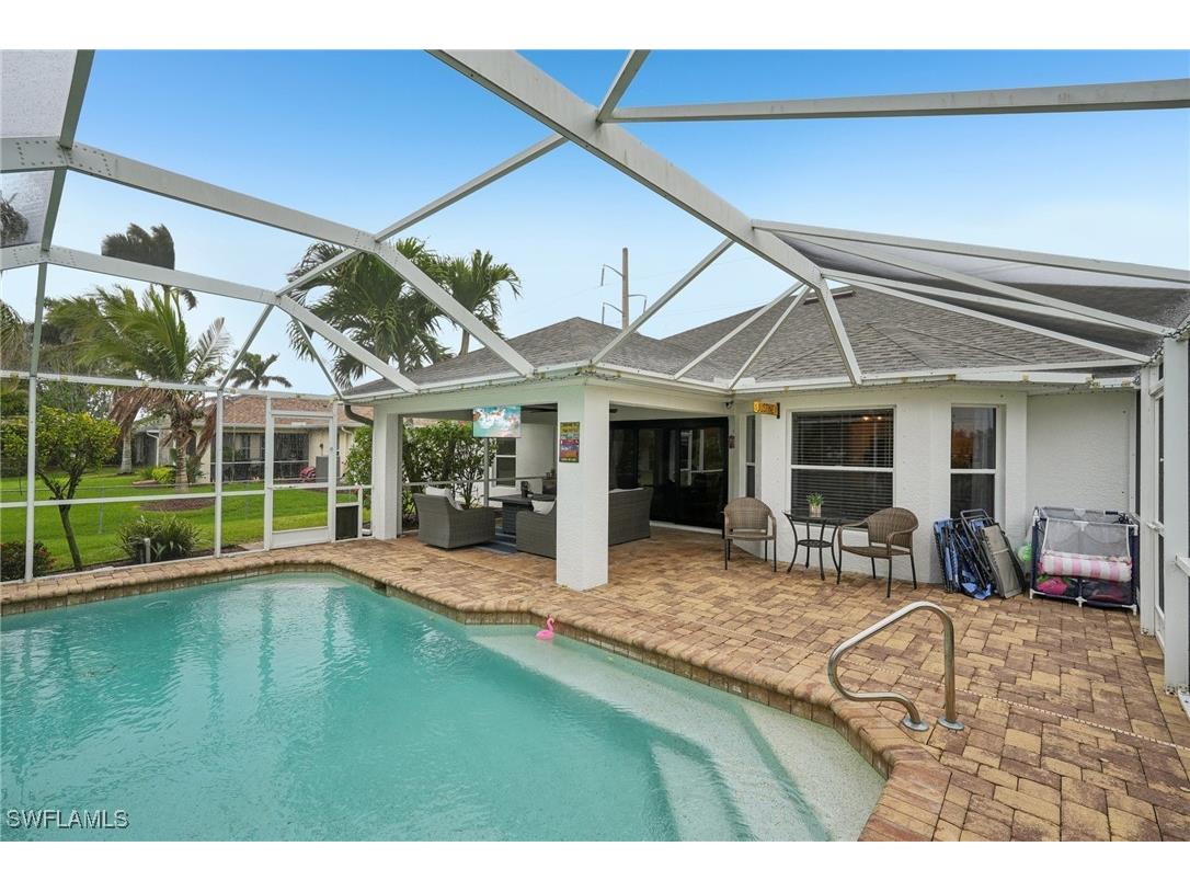 3717 Agualinda Boulevard Cape Coral FL 33914 225075514 image1