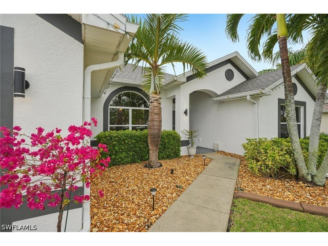 3717 Agualinda Boulevard Cape Coral FL 33914 226019931 image5