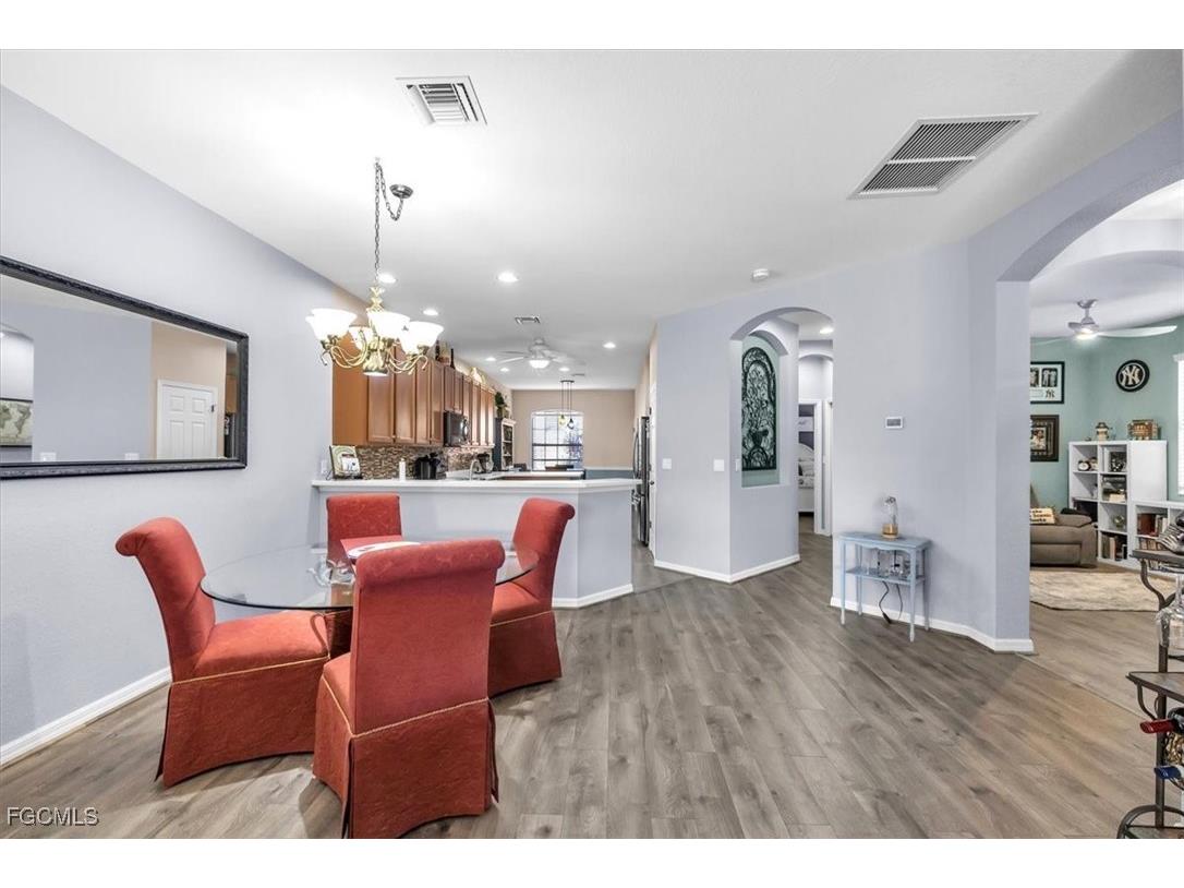 3717 Pino Vista Way Estero FL 33928 2026000219 image15