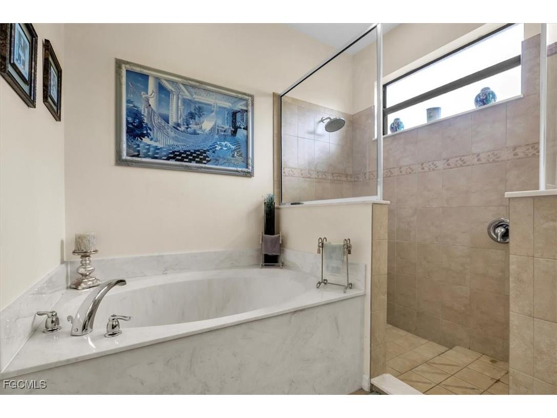 3717 Pino Vista Way Estero FL 33928 2026000219 image29