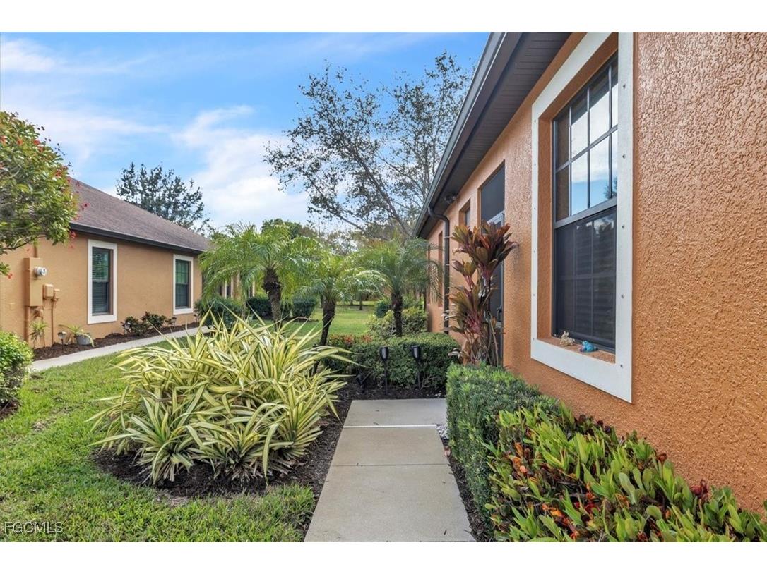 3717 Pino Vista Way Estero FL 33928 2026000219 image3