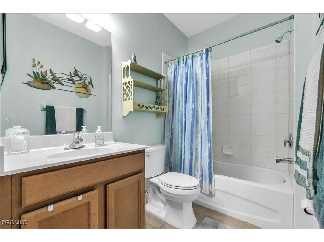 3717 Pino Vista Way Estero FL 33928 2026000219 image32