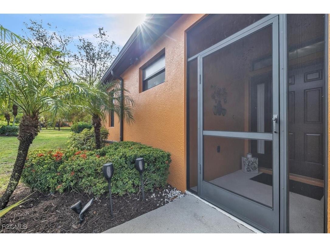 3717 Pino Vista Way Estero FL 33928 2026000219 image5