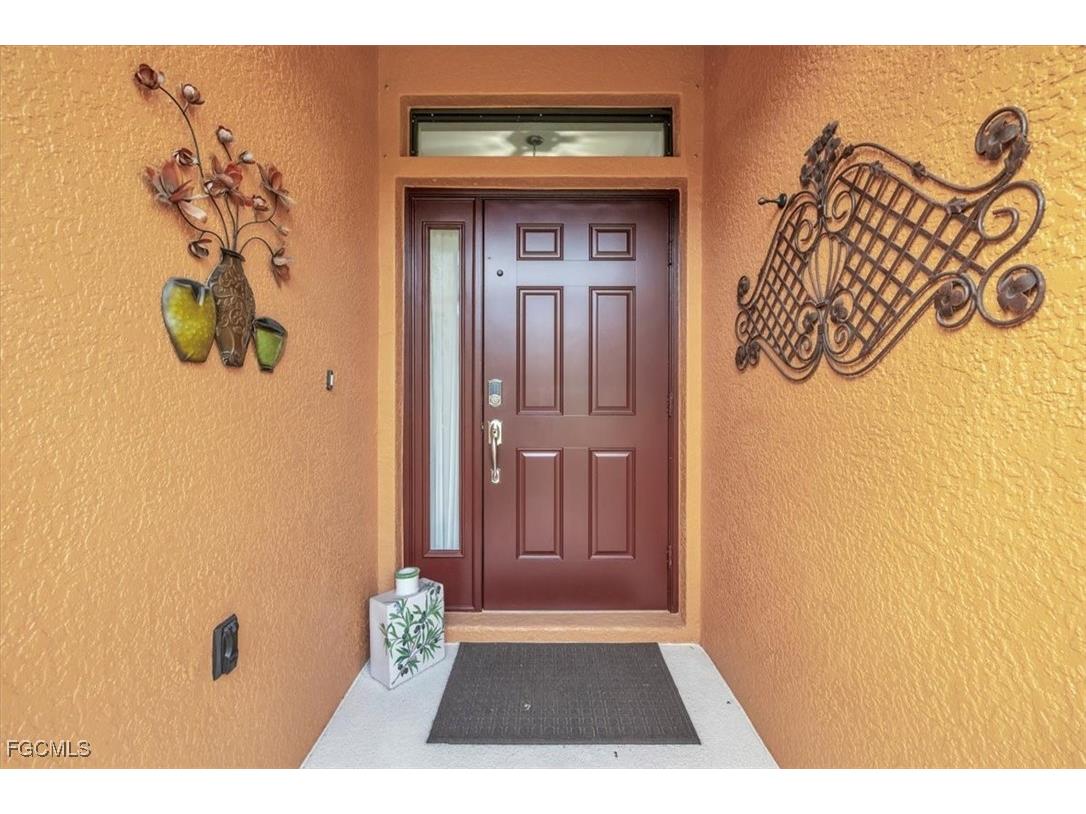 3717 Pino Vista Way Estero FL 33928 2026000219 image6