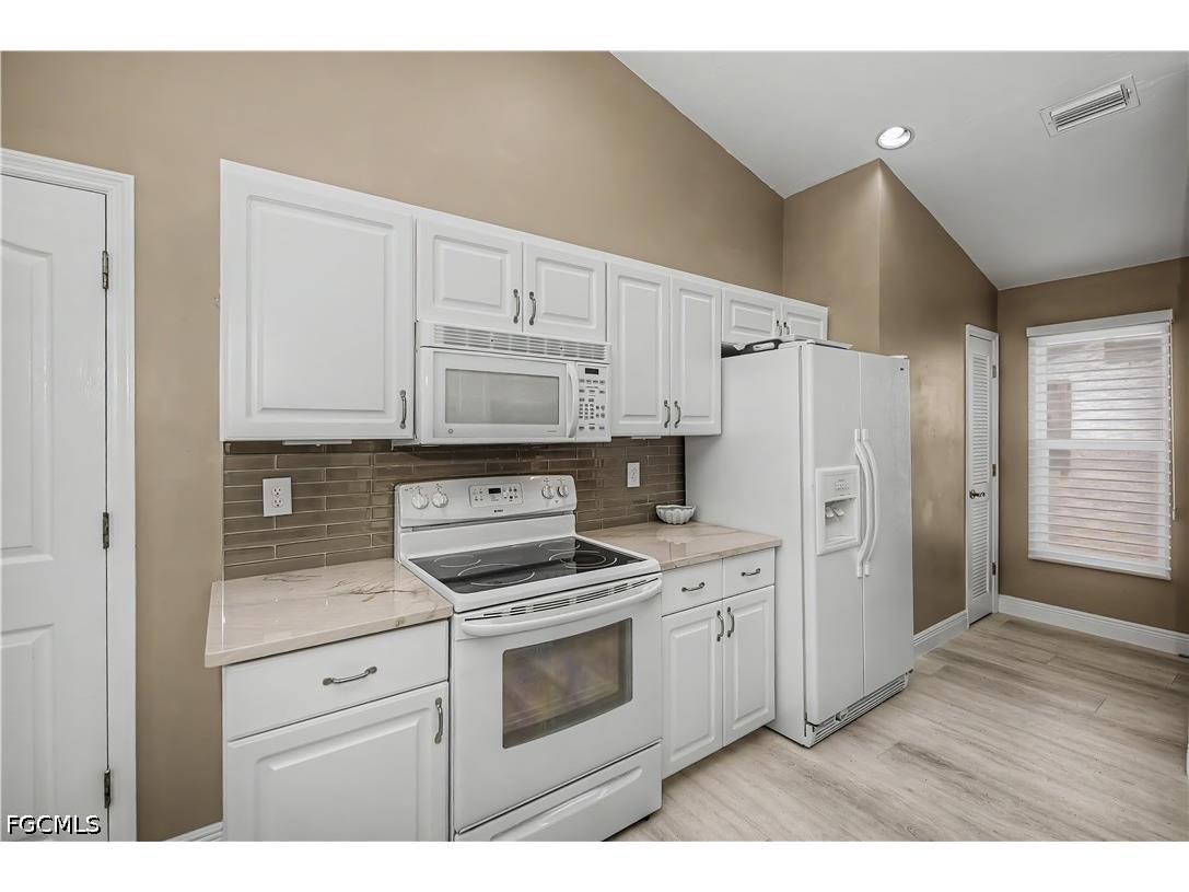 3718 Sabal Springs Boulevard North Fort Myers FL 33917 2026027539 image13