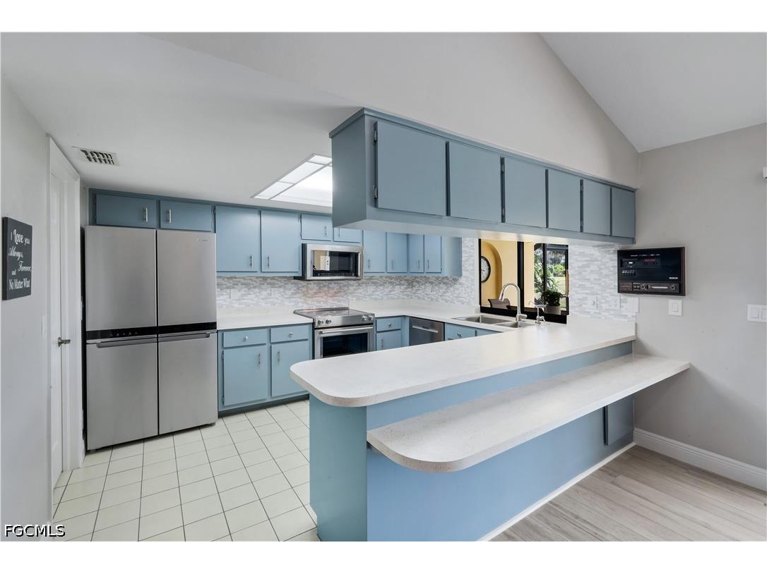 3718 SE 8th Avenue Cape Coral FL 33904 2026019380 image11