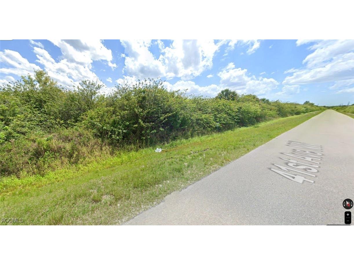 372 41st Avenue NW Naples FL 34120 2026002622 image1