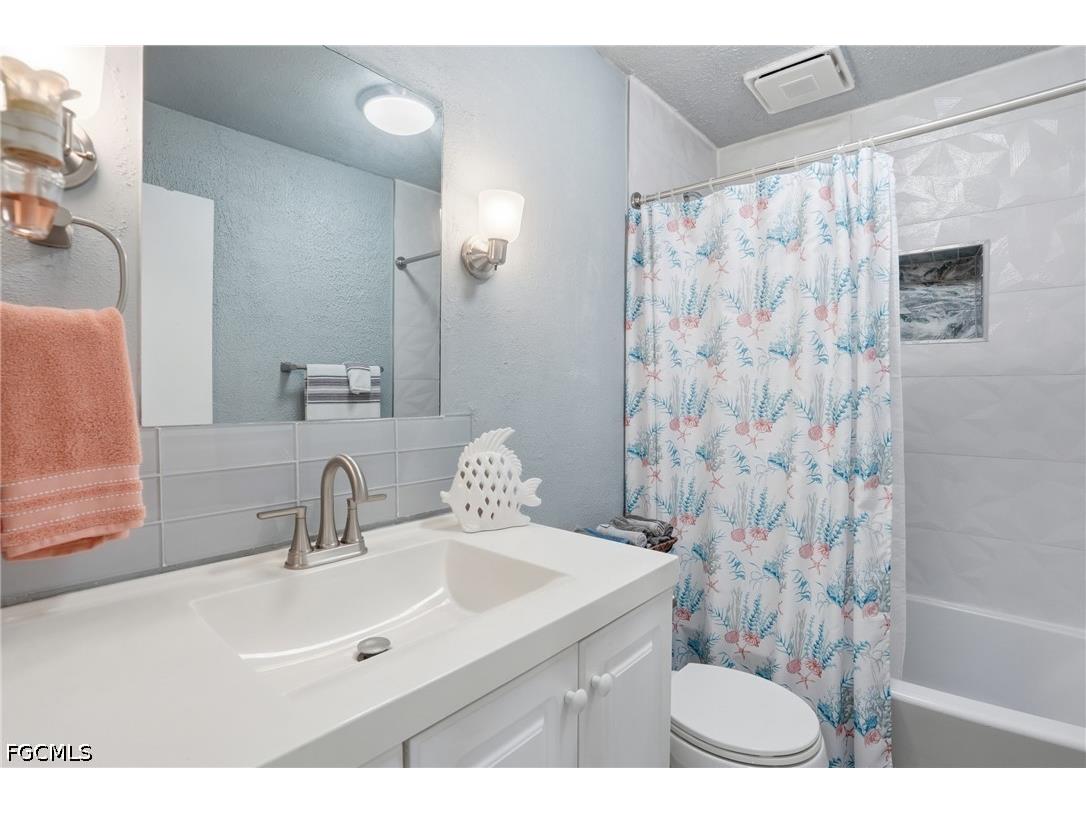 372 Altamont Avenue Fort Myers FL 33905 2026025457 image22