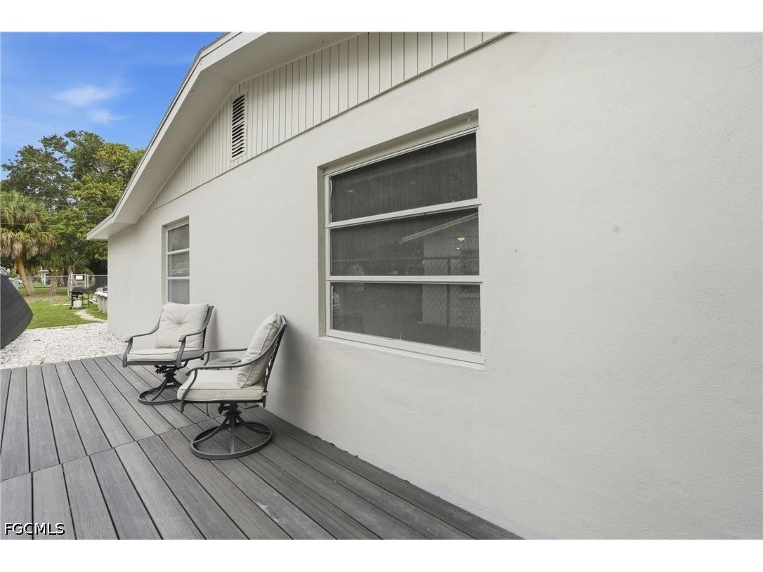 372 Altamont Avenue Fort Myers FL 33905 2026025457 image29