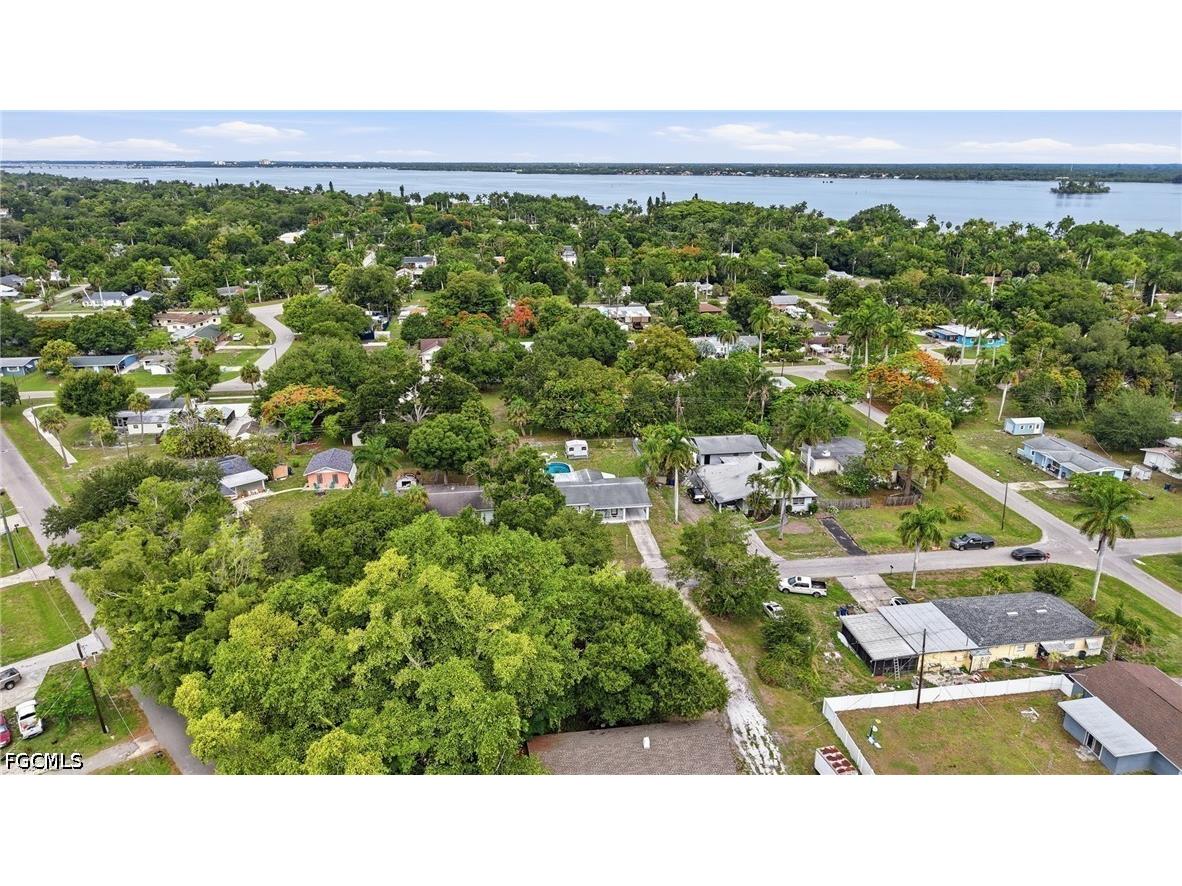 372 Altamont Avenue Fort Myers FL 33905 2026025457 image41