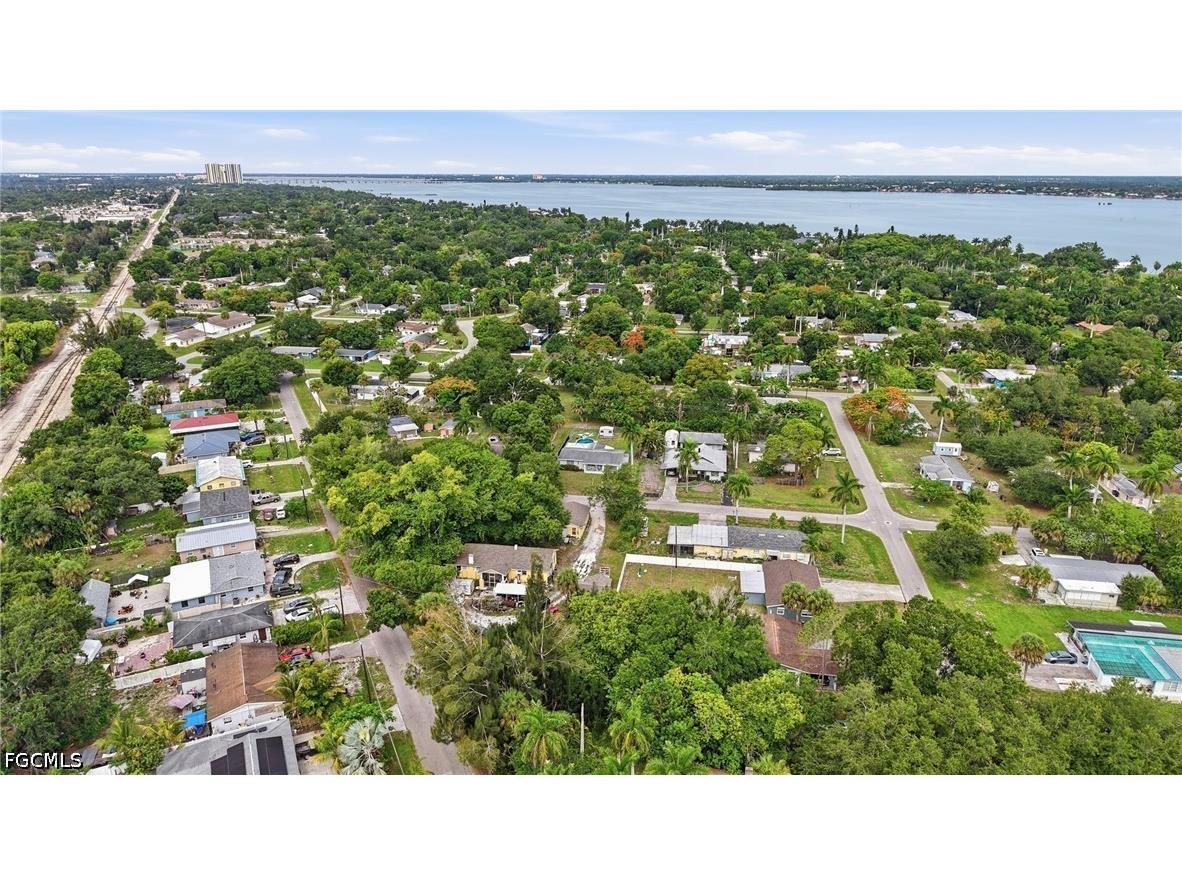 372 Altamont Avenue Fort Myers FL 33905 2026025457 image42