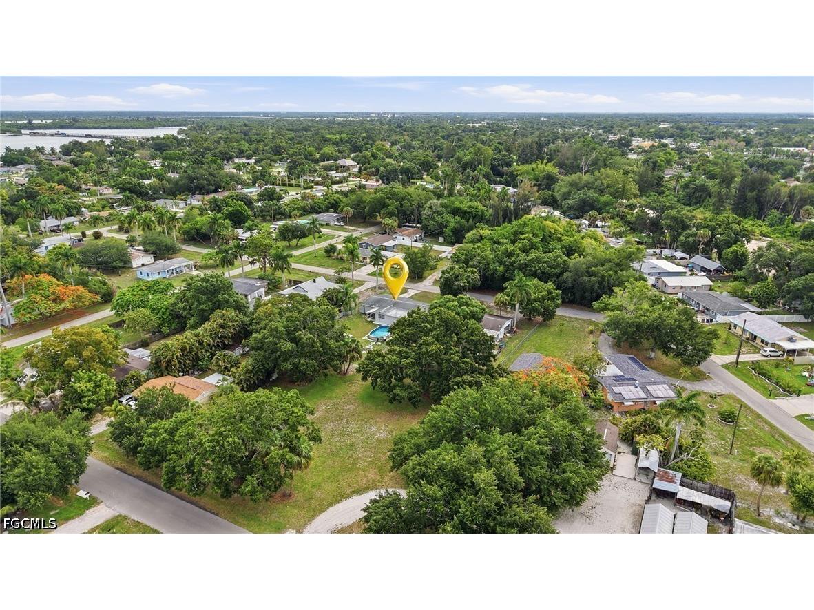 372 Altamont Avenue Fort Myers FL 33905 2026025457 image45