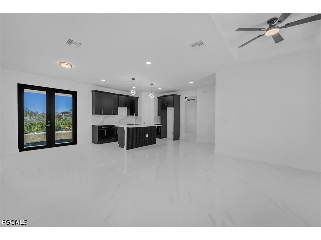 372 Chalet Avenue S Lehigh Acres FL 33974 2026016923 image12