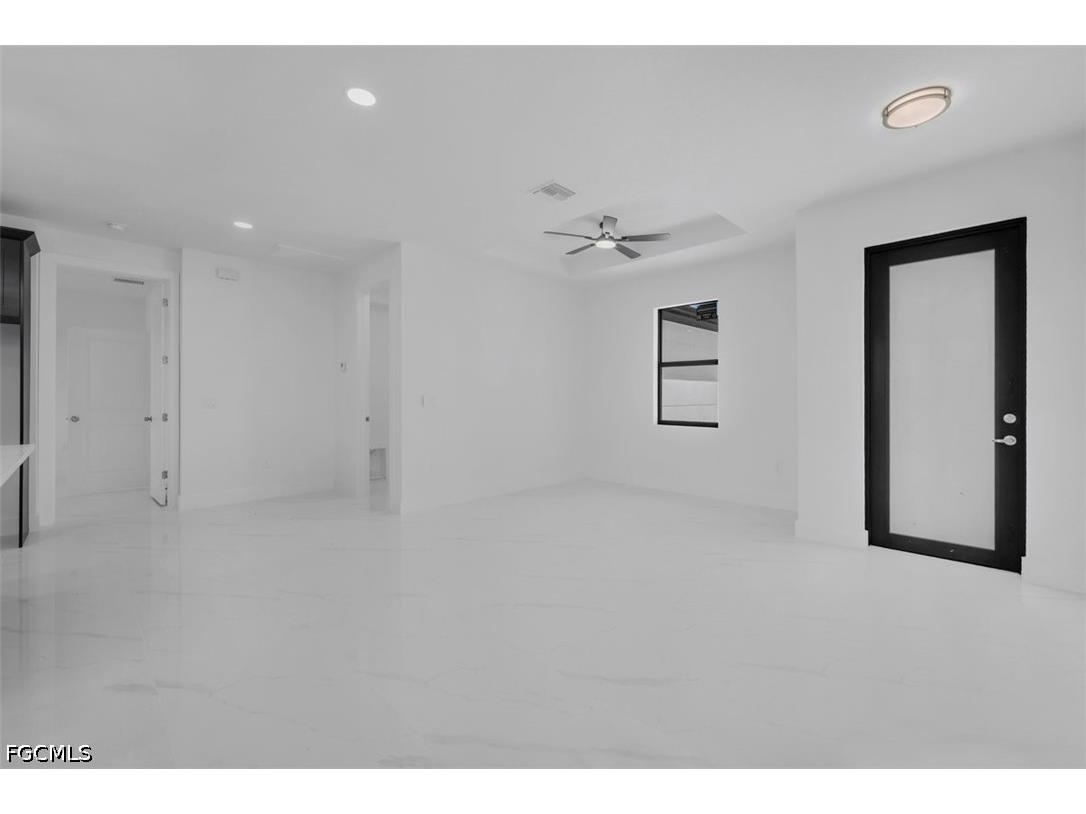 372 Chalet Avenue S Lehigh Acres FL 33974 2026016923 image13