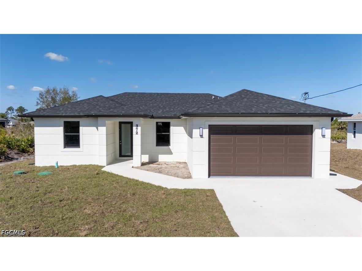 372 Chalet Avenue S Lehigh Acres FL 33974 2026016923 image2