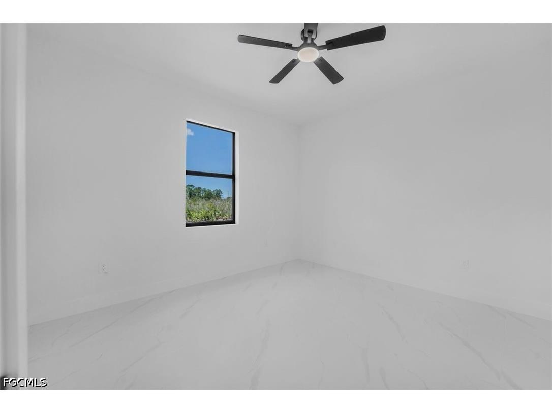 372 Chalet Avenue S Lehigh Acres FL 33974 2026016923 image30