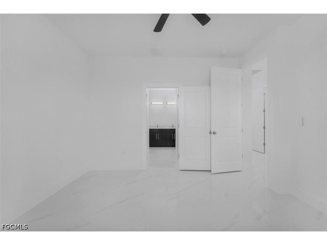 372 Chalet Avenue S Lehigh Acres FL 33974 2026016923 image31
