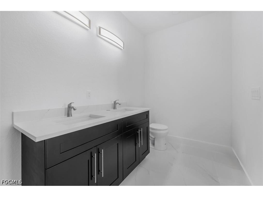 372 Chalet Avenue S Lehigh Acres FL 33974 2026016923 image36