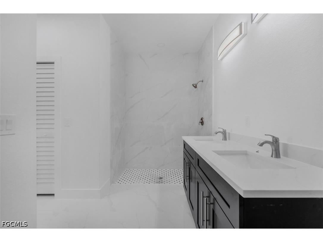 372 Chalet Avenue S Lehigh Acres FL 33974 2026016923 image37