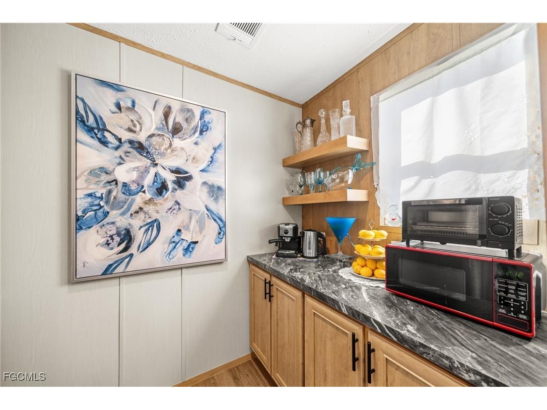 372 Santa Fe Trail North Fort Myers FL 33917 2025015157 image11