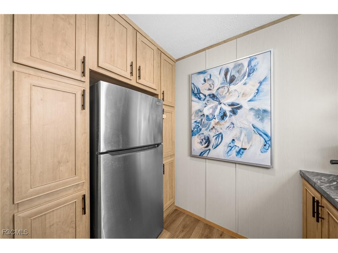 372 Santa Fe Trail North Fort Myers FL 33917 2025015157 image12