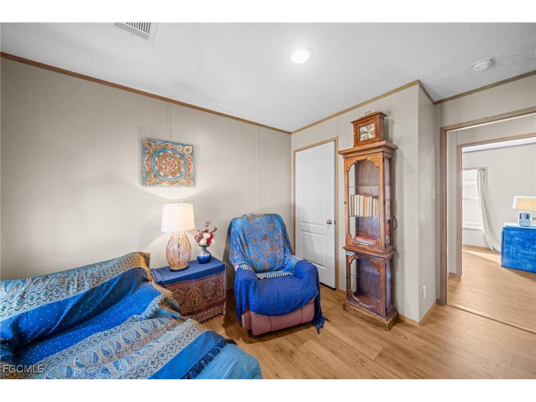 372 Santa Fe Trail North Fort Myers FL 33917 2025015157 image18