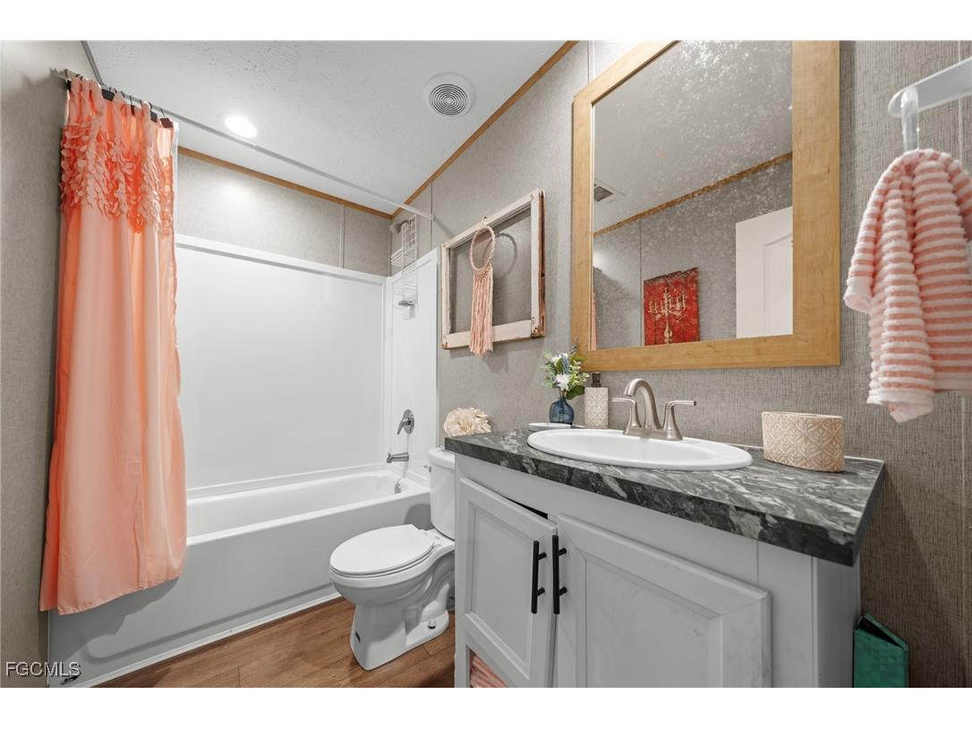 372 Santa Fe Trail North Fort Myers FL 33917 2025015157 image20