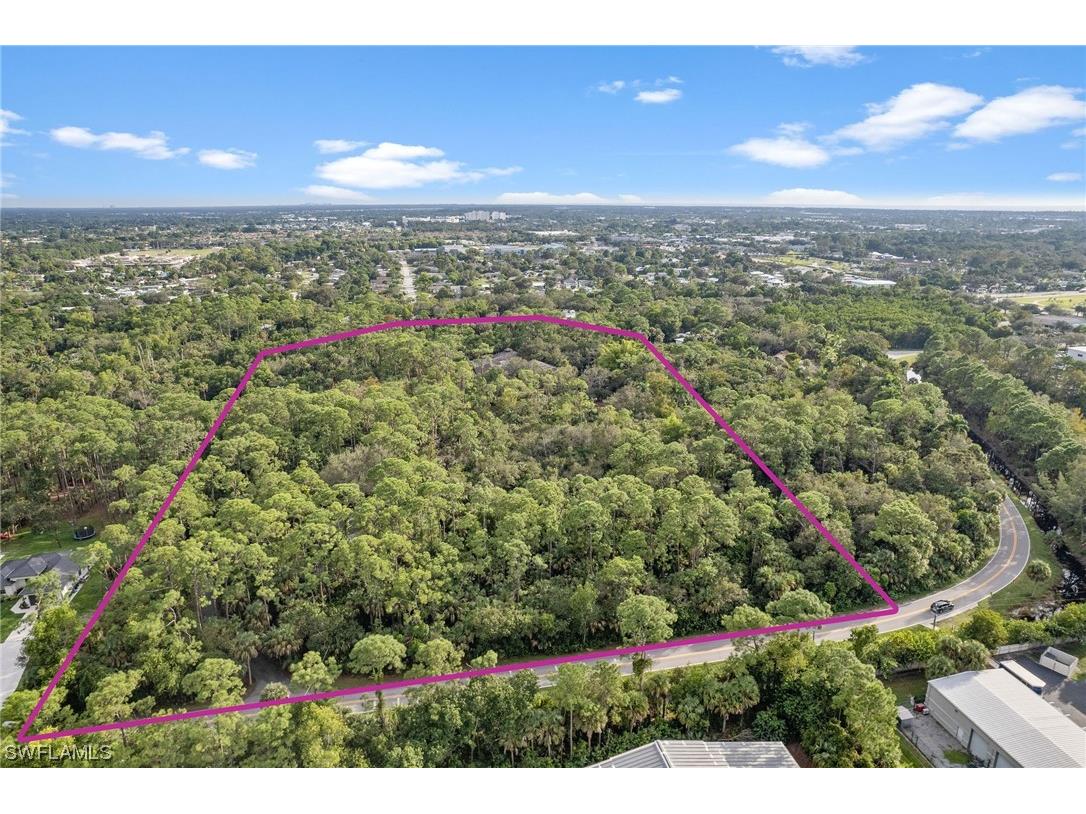 3720 Gail Boulevard Naples FL 34104 223074734 image1