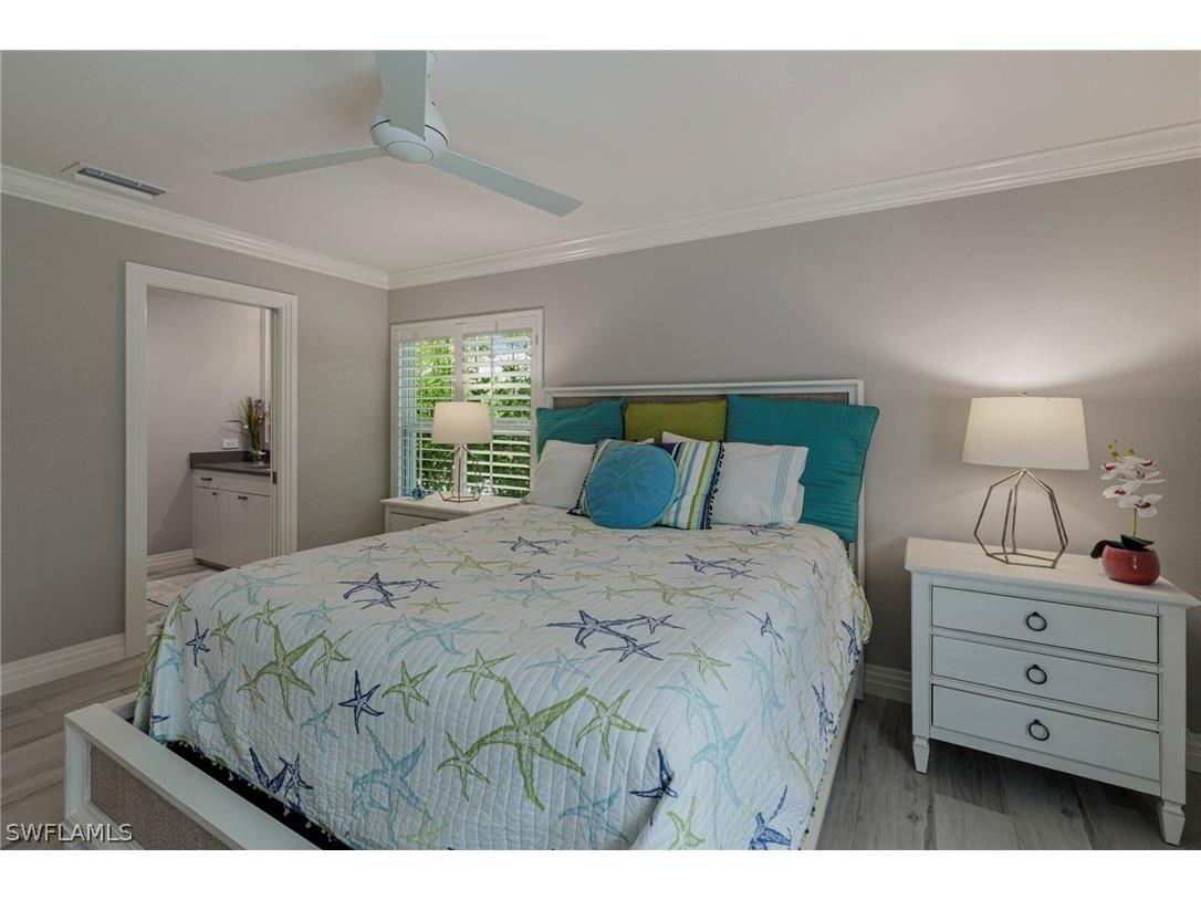 3720 Parkview Way Naples FL 34103 226010906 image21