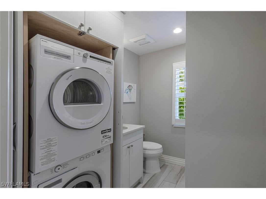 3720 Parkview Way Naples FL 34103 226010906 image28