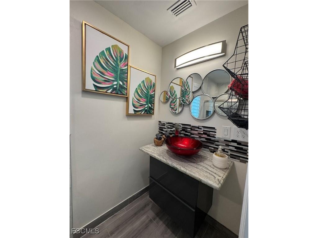 3720 SE 21st Place Cape Coral FL 33904 2025016925 image12