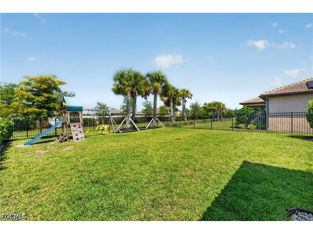 3721 E Hampton Circle Alva FL 33920 2026019458 image6