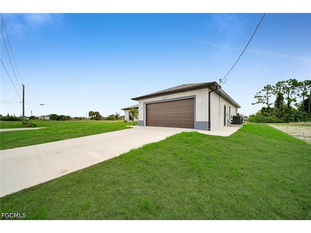 3721 NE 11th Place Cape Coral FL 33909 2026024919 image2