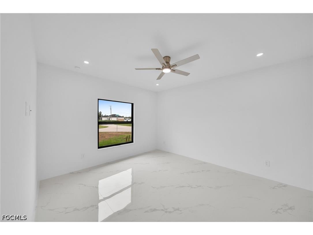 3721 NE 11th Place Cape Coral FL 33909 2026024919 image20
