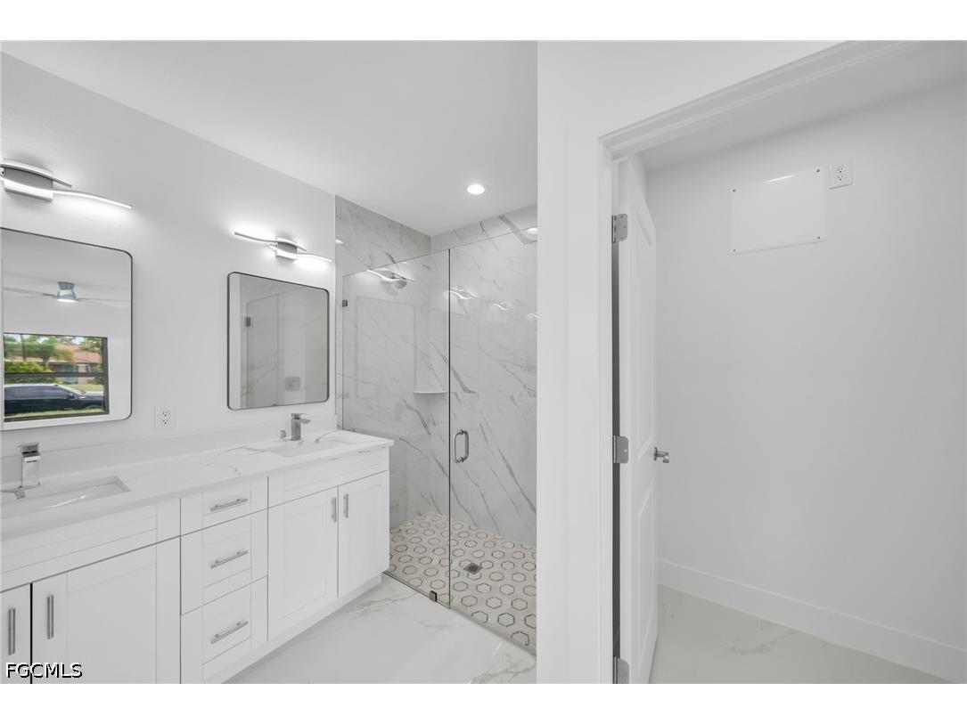 3721 NE 11th Place Cape Coral FL 33909 2026024919 image23