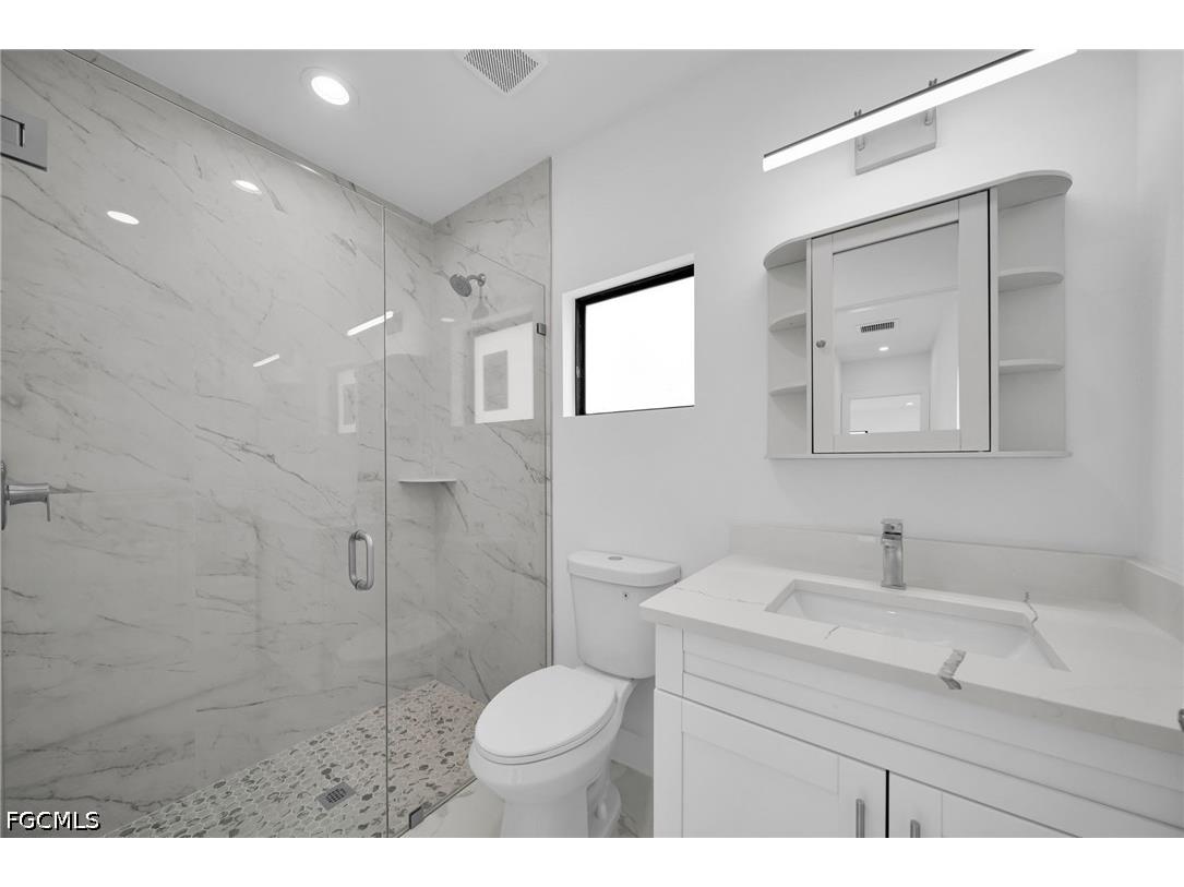 3721 NE 11th Place Cape Coral FL 33909 2026024919 image28