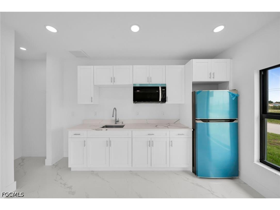 3721 NE 11th Place Cape Coral FL 33909 2026024919 image31