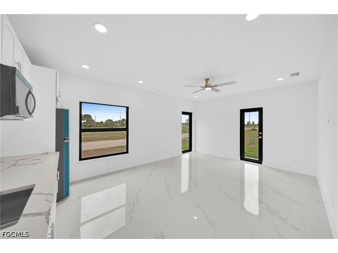 3721 NE 11th Place Cape Coral FL 33909 2026024919 image32