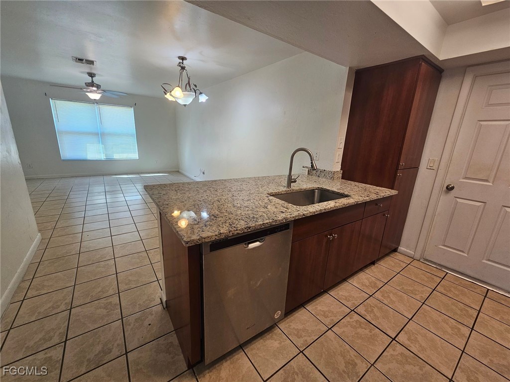 3721 Skyline Boulevard Cape Coral FL 33914 2025018827 image4