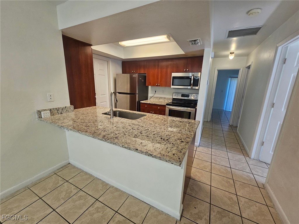 3721 Skyline Boulevard Cape Coral FL 33914 2025018827 image6