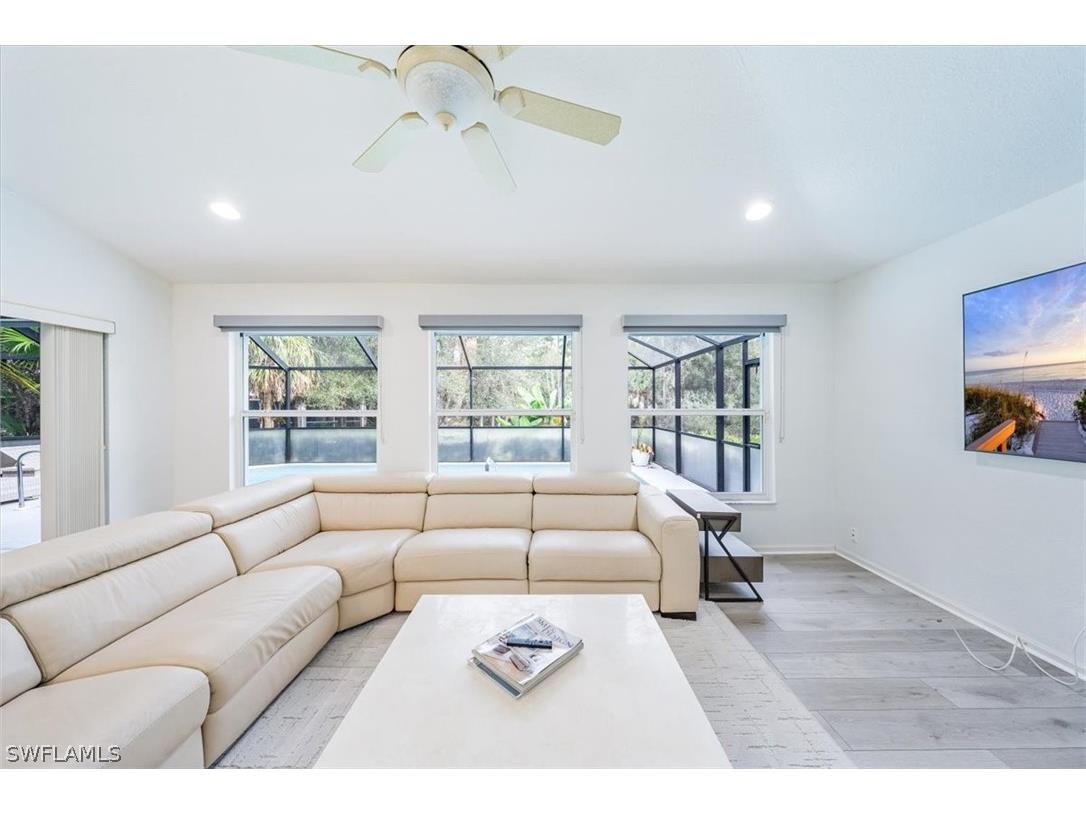 3721 Springside Drive Estero FL 33928 224052628 image1