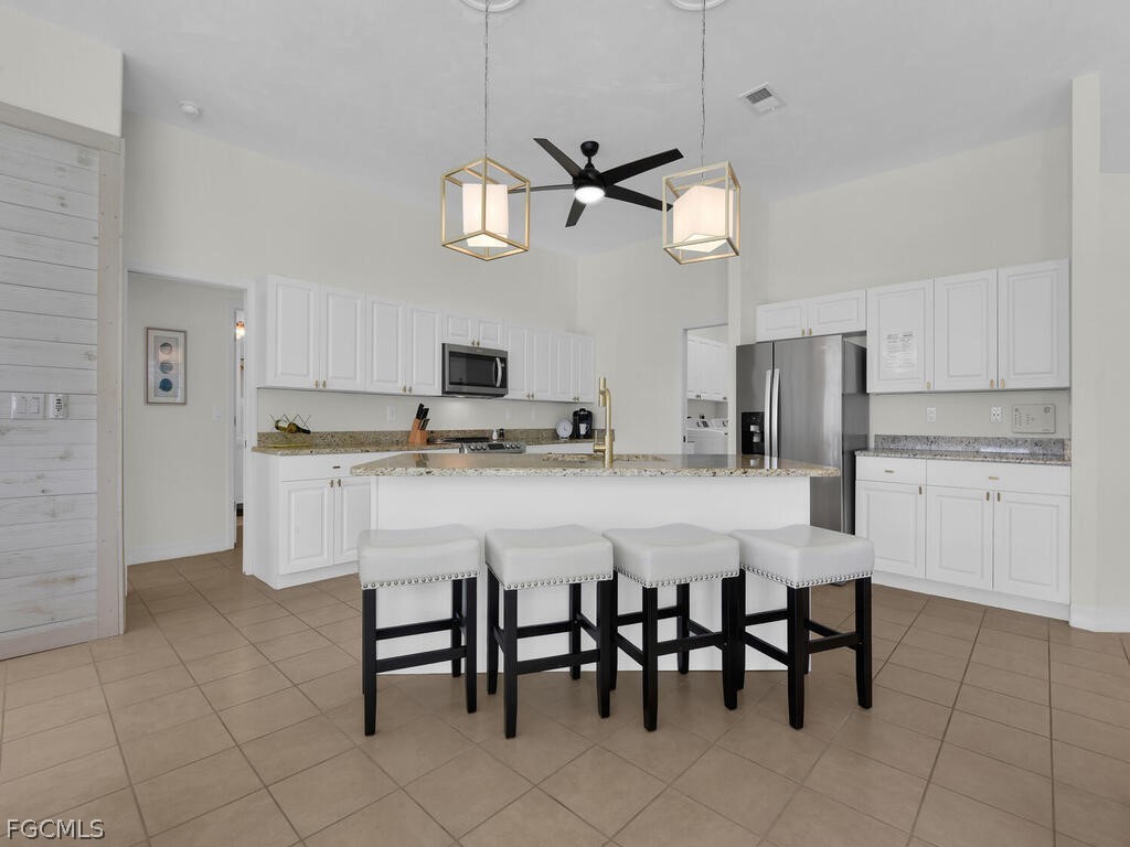 3721 Surfside Boulevard Cape Coral FL 33914 2026011729 image14