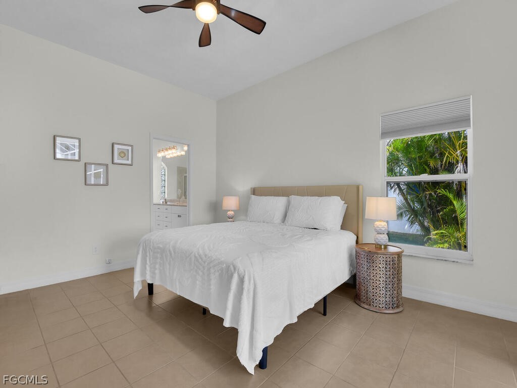 3721 Surfside Boulevard Cape Coral FL 33914 2026011729 image22