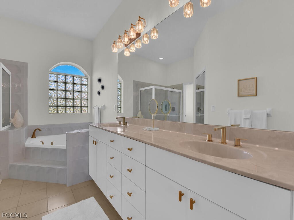 3721 Surfside Boulevard Cape Coral FL 33914 2026011729 image24