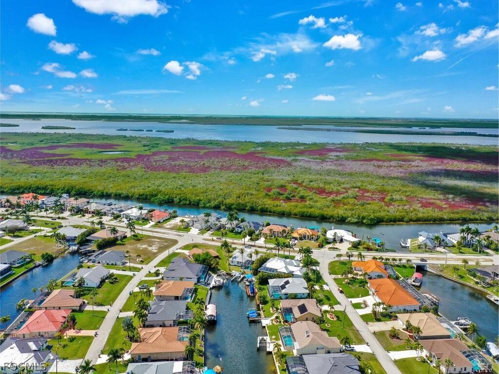 3721 Surfside Boulevard Cape Coral FL 33914 2026011729 image6