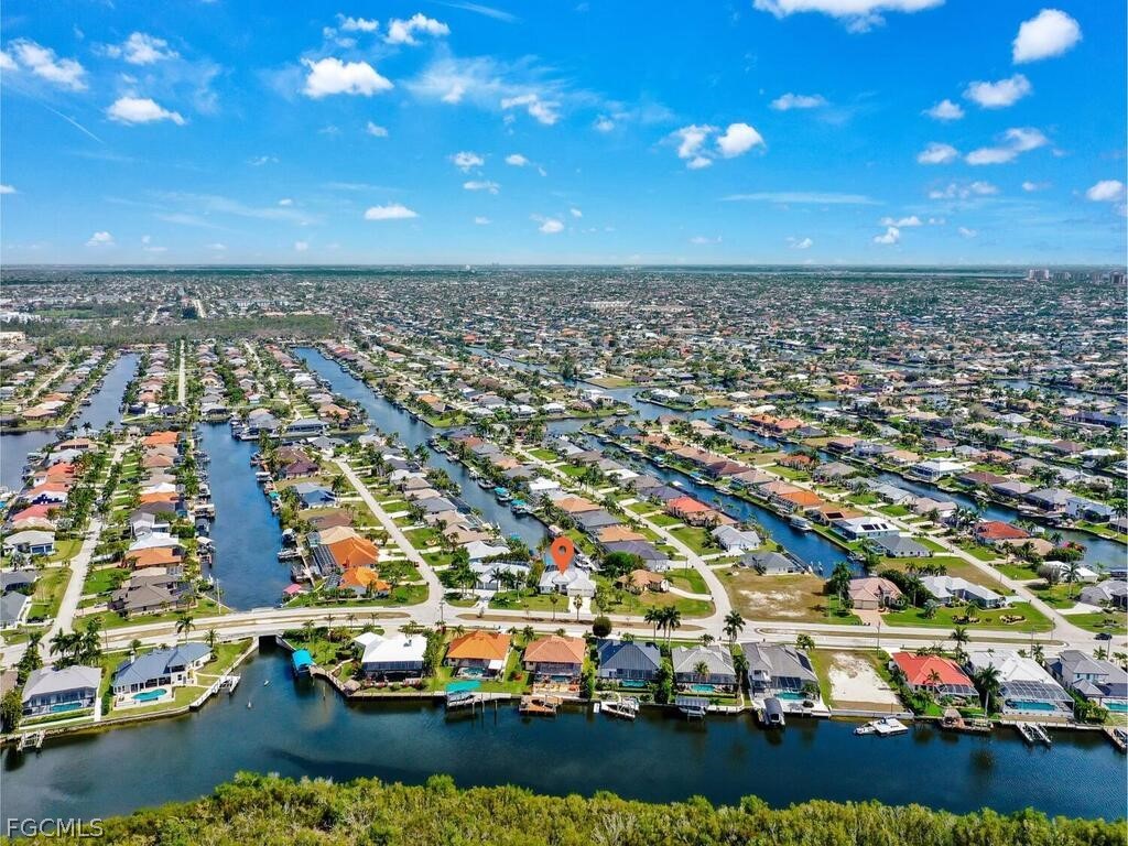 3721 Surfside Boulevard Cape Coral FL 33914 2026011729 image7